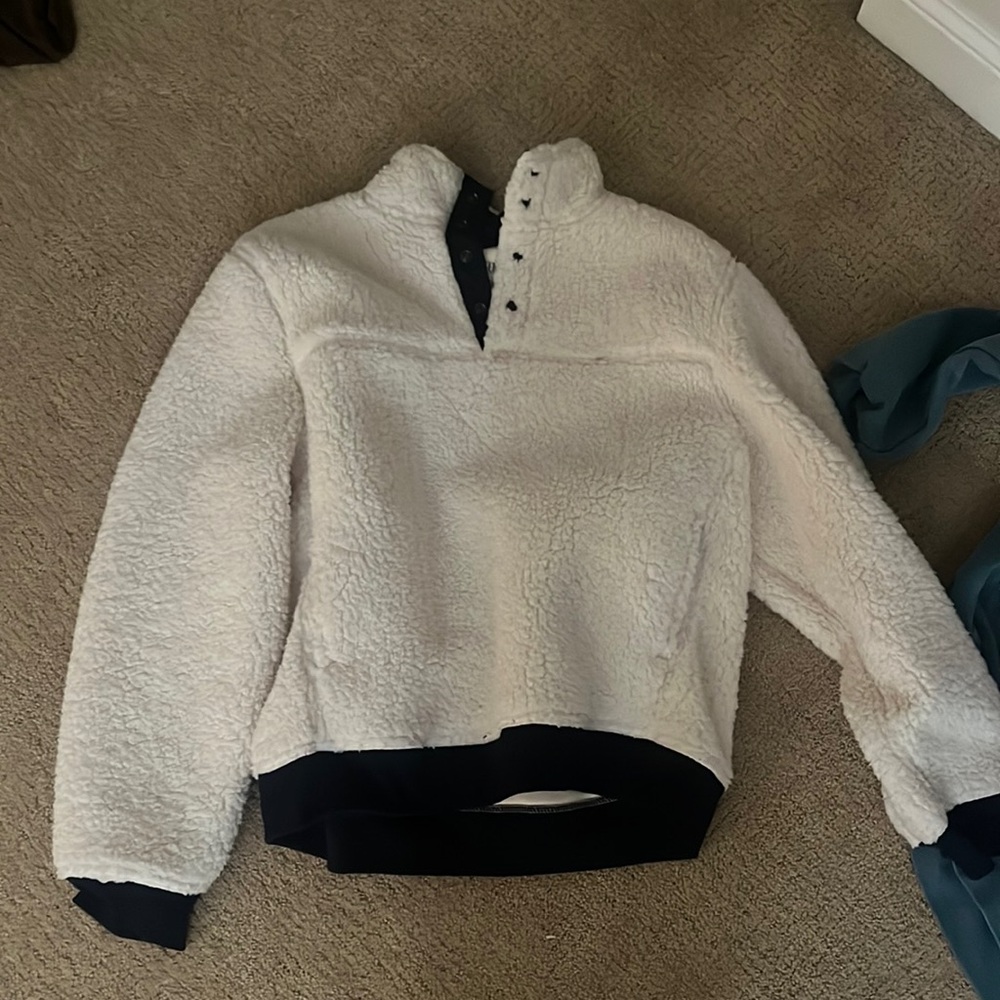 Cozy button up pullover - Picture 2 of 4